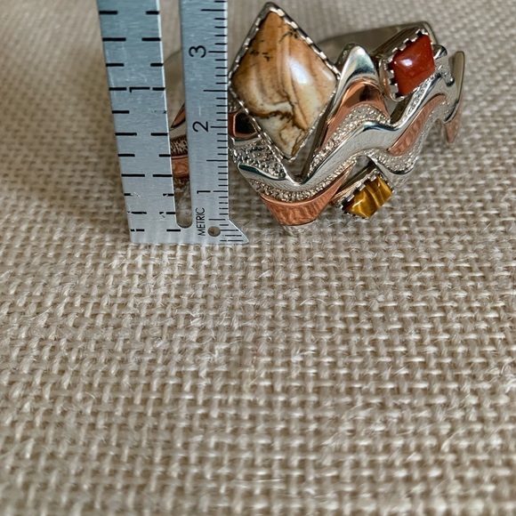 Sincerely Southwest Utah Four Corners Series Sterling Silver Cuff - Picture 5 of 8